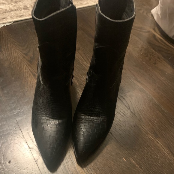 Black Western Faux Croc Booties - Picture 2 of 6